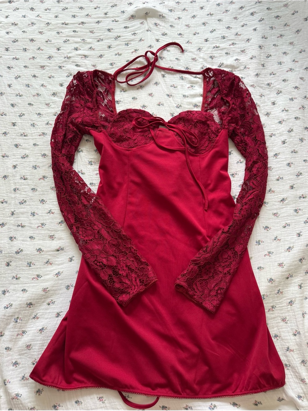 Women's Burgundy Lace Long-Sleeve Mini Dress